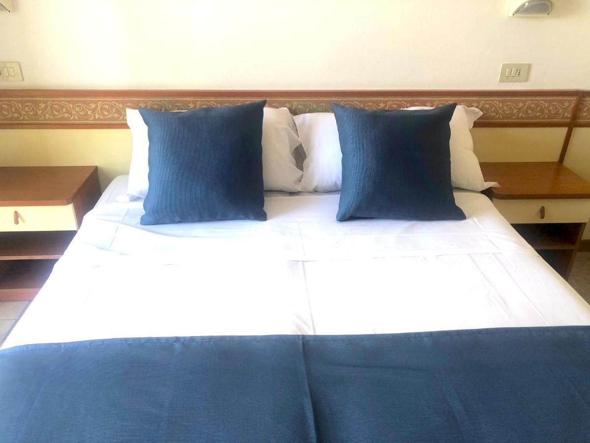 Hotel B&B Des Bains Milano Marittima Extérieur photo