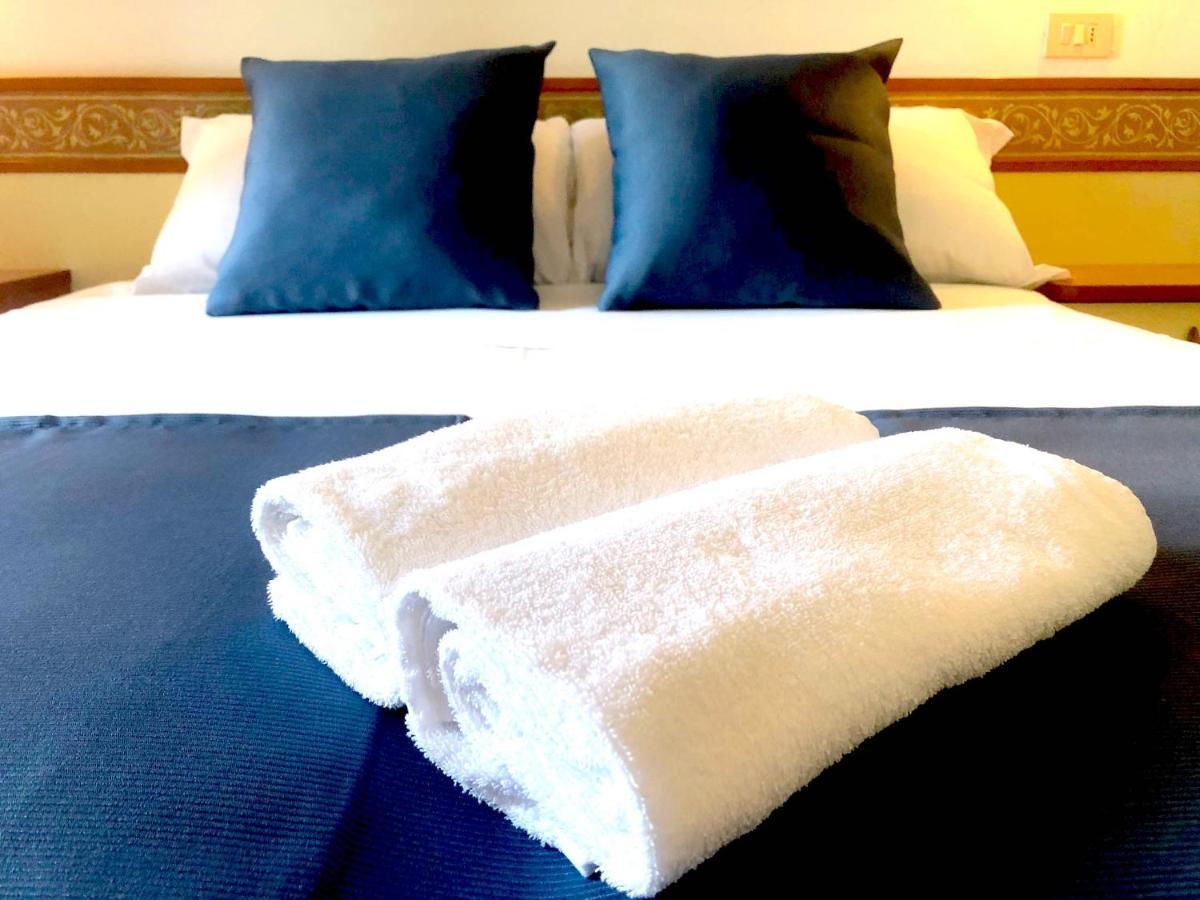 Hotel B&B Des Bains Milano Marittima Extérieur photo