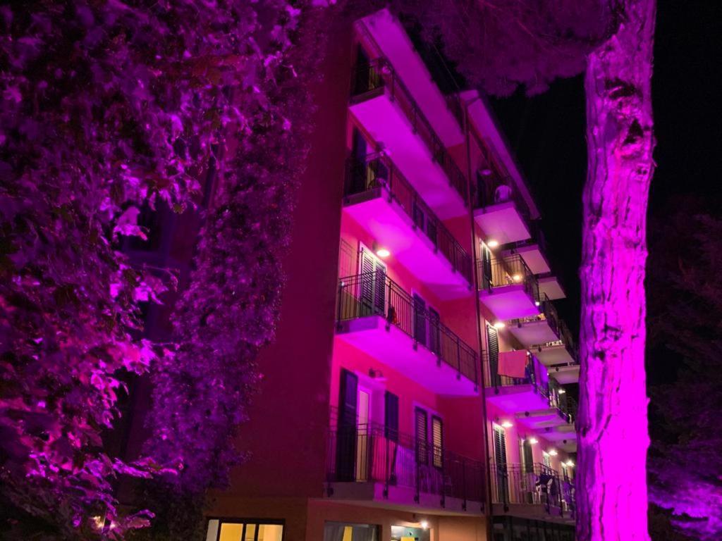 Hotel B&B Des Bains Milano Marittima Extérieur photo